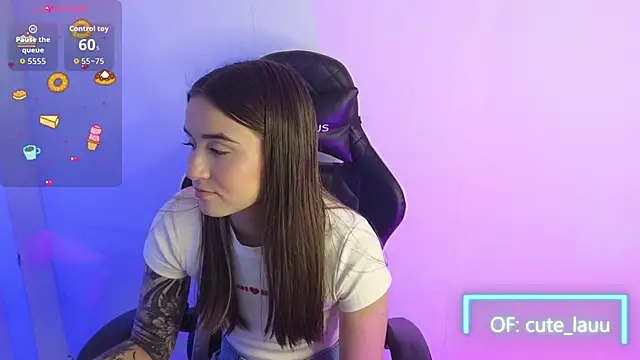  alicerosse2 online show from September 19, 2025, 8:35 pm