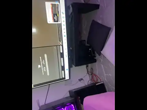 1ammyryan online show from April 26, 2026, 4:21 am