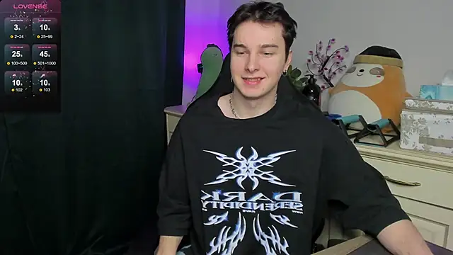 Snapshot of Vincent_Strong chatting on January 12, 2026, 9:16 am Vincent Strong online show from January 12, 2026, 9:16 am