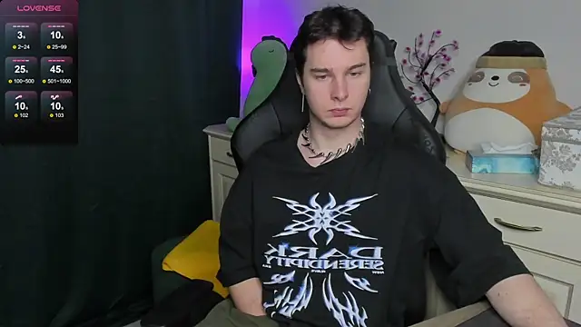 Snapshot of Vincent_Strong chatting on January 16, 2026, 1:37 pm Vincent Strong online show from January 16, 2026, 1:37 pm