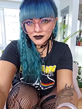 anyalikestosuck online show from November 19, 2025, 7:36 pm