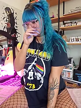 anyalikestosuck online show from November 6, 2025, 9:08 pm