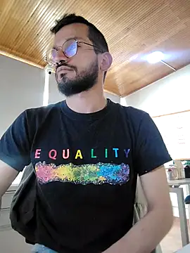 Snapshot of Andres_ramsey chatting on October 7, 2025, 2:29 pm Andres ramsey online show from October 7, 2025, 2:29 pm