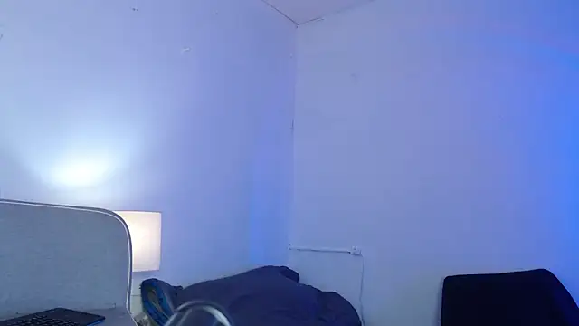 Snapshot of Andres_ramsey chatting on December 17, 2025, 2:49 am Andres ramsey online show from December 17, 2025, 2:49 am