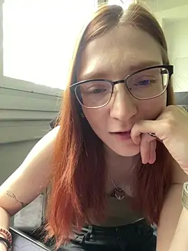 Snapshot of FinaFoxy chatting on July 21, 2026, 12:50 pm FinaFoxy online show from July 21, 2026, 12:50 pm