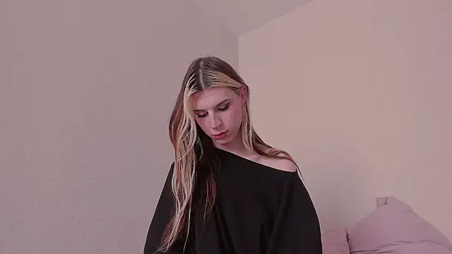  eva  pleasure  online show from May 31, 2026, 6:08 am