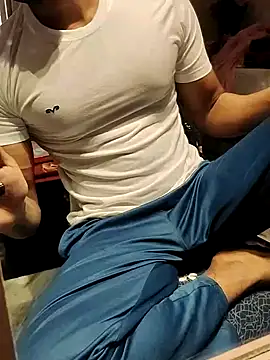 Snapshot of xxxhugedick0001 chatting on February 26, 2025, 8:50 am xxxhugedick0001 online show from February 26, 2025, 8:50 am