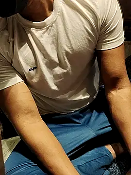 Snapshot of xxxhugedick0001 chatting on February 27, 2025, 6:09 pm xxxhugedick0001 online show from February 27, 2025, 6:09 pm