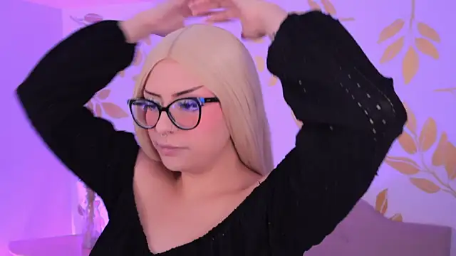 Misselektra   online show from November 7, 2025, 5:12 am