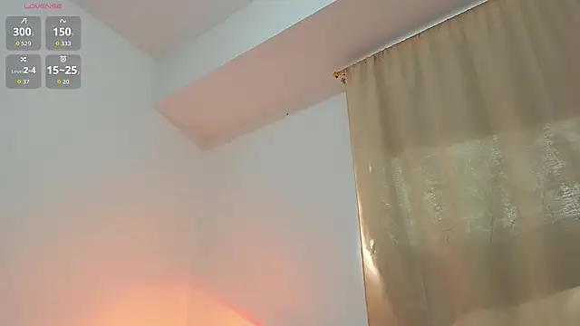 soyamandaa  online show from November 30, 2025, 8:53 pm