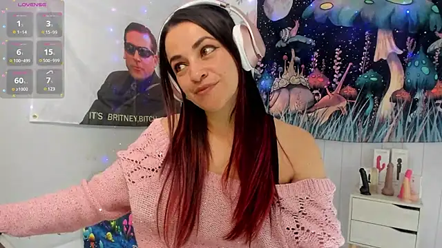 LovelyAzucena online show from March 12, 2025, 2:45 pm