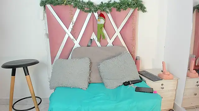 Snapshot of alanismorgan chatting on November 22, 2025, 4:39 pm alanismorgan online show from November 22, 2025, 4:39 pm