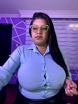 MiiaaJoness online show from November 4, 2025, 3:16 pm