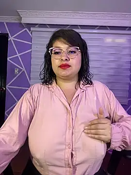 Snapshot of MiiaaJoness chatting on June 30, 2026, 3:23 pm MiiaaJoness online show from June 30, 2026, 3:23 pm