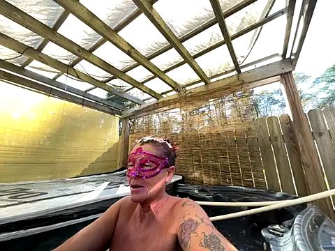 Snapshot of prainxxx22 chatting on November 14, 2025, 7:17 pm prainxxx22 online show from November 14, 2025, 7:17 pm