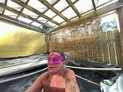 Snapshot of prainxxx22 chatting on November 11, 2025, 7:19 pm prainxxx22 online show from November 11, 2025, 7:19 pm