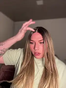 Snapshot of IsabellaFigueredo__ chatting on March 18, 2026, 2:48 am IsabellaFigueredo online show from March 18, 2026, 2:48 am