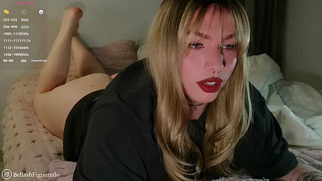 Snapshot of IsabellaFigueredo__ chatting on July 17, 2026, 9:50 am IsabellaFigueredo online show from July 17, 2026, 9:50 am