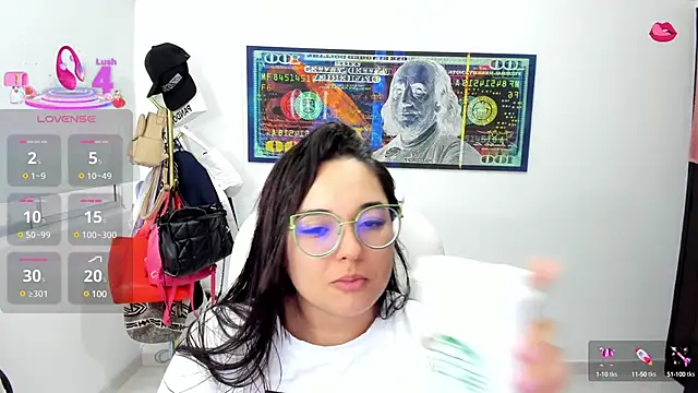 Snapshot of CelesteBrucee chatting on March 6, 2025, 10:47 pm CelesteBrucee online show from March 6, 2025, 10:47 pm