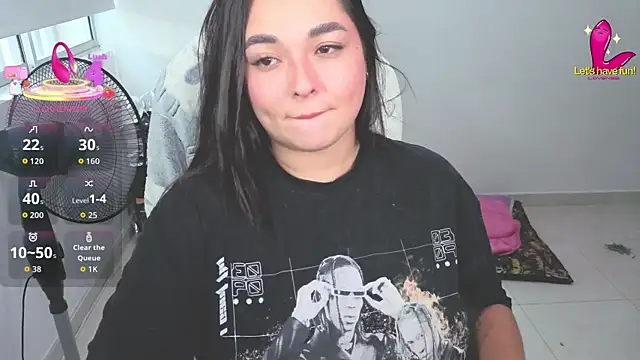 Snapshot of CelesteBrucee chatting on September 23, 2025, 10:17 pm CelesteBrucee online show from September 23, 2025, 10:17 pm