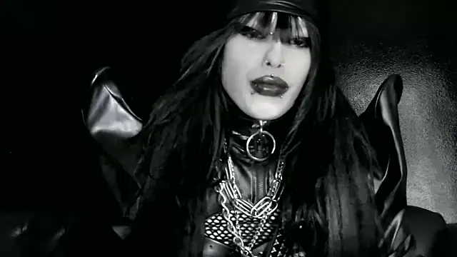 XXIOUX online show from March 31, 2026, 3:58 pm