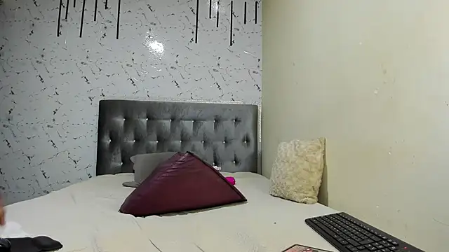 Snapshot of kelleysinedd chatting on October 6, 2025, 11:44 am kelleysinedd online show from October 6, 2025, 11:44 am