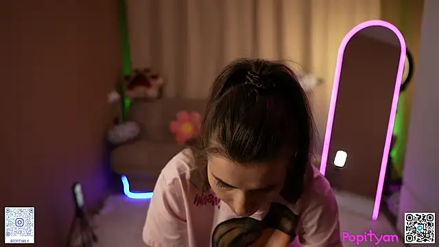 popityan1 online show from February 12, 2026, 8:14 am