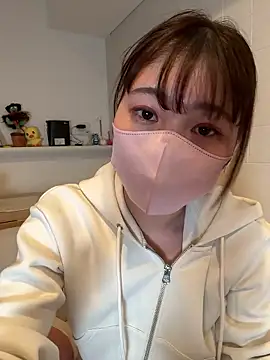 SUZU  online show from April 18, 2026, 11:12 am