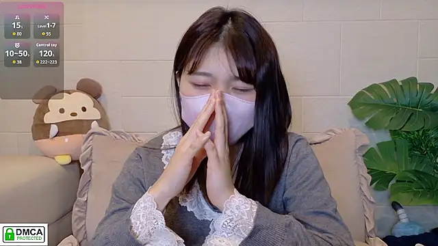 SUZU  online show from March 20, 2026, 1:23 pm