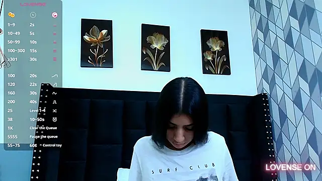 Snapshot of littlee_emilyy_ chatting on February 7, 2025, 10:09 pm littlee emilyy  online show from February 7, 2025, 10:09 pm