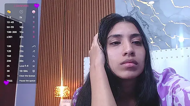 Snapshot of littlee_emilyy_ chatting on January 15, 2025, 6:12 am littlee emilyy  online show from January 15, 2025, 6:12 am