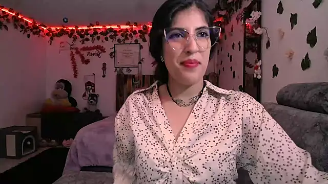 Snapshot of azahar__ziiz chatting on December 29, 2024, 2:49 am azahar  ziiz online show from December 29, 2024, 2:49 am