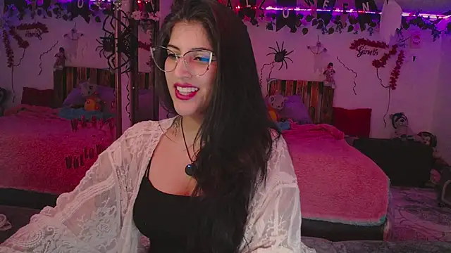 Snapshot of azahar__ziiz chatting on October 19, 2025, 2:14 am azahar  ziiz online show from October 19, 2025, 2:14 am