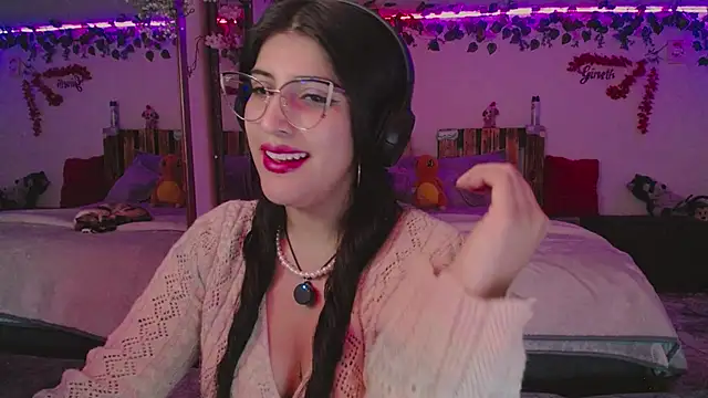 azahar  ziiz online show from November 20, 2025, 10:09 pm