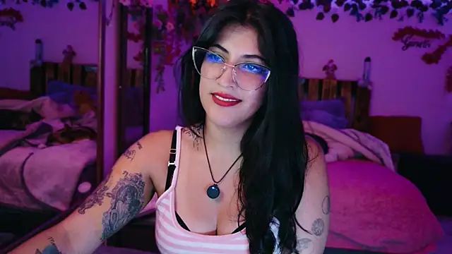 azahar  ziiz online show from November 30, 2025, 10:43 pm