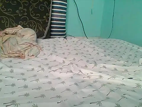 Snapshot of Geniuslov chatting on November 30, 2025, 8:15 am Geniuslov online show from November 30, 2025, 8:15 am