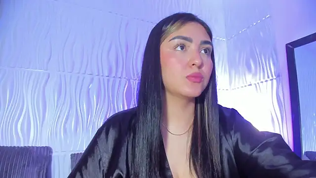 Abby  colins online show from November 21, 2025, 5:01 pm