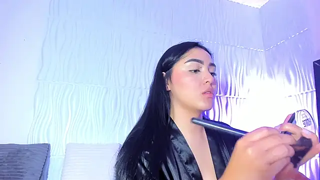 Abby  colins online show from April 18, 2026, 3:58 pm