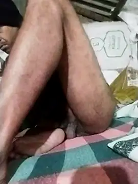 Snapshot of Skkumar2022 chatting on December 14, 2025, 5:51 pm Skkumar2022 online show from December 14, 2025, 5:51 pm