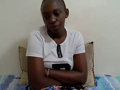 Snapshot of lizbela1 chatting on February 17, 2026, 7:38 am lizbela1 online show from February 17, 2026, 7:38 am