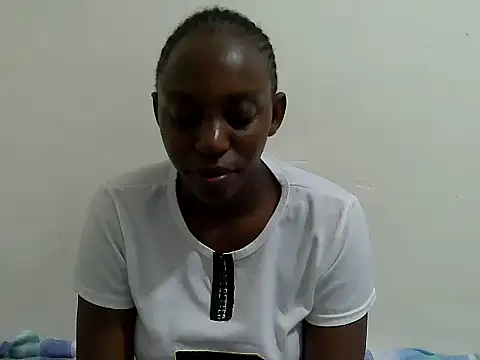 Snapshot of lizbela1 chatting on February 16, 2026, 7:34 pm lizbela1 online show from February 16, 2026, 7:34 pm