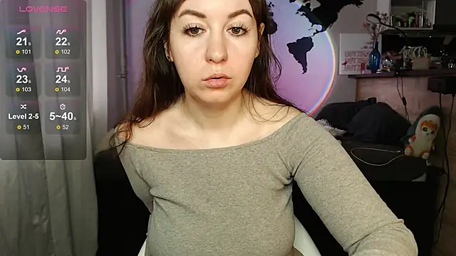 Snapshot of missgenevaonceagain_ chatting on May 24, 2026, 5:40 am missgenevaonceagain online show from May 24, 2026, 5:40 am