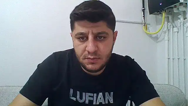 erkekkkadam online show from December 29, 2024, 3:24 pm