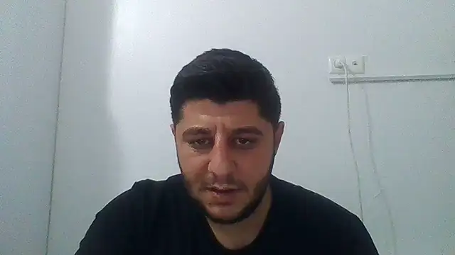 erkekkkadam online show from September 12, 2025, 4:40 pm