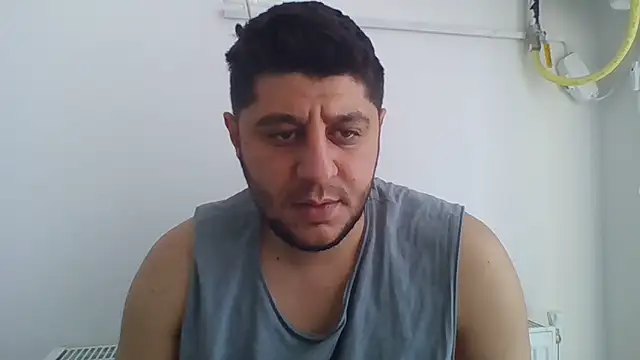 erkekkkadam online show from February 9, 2025, 11:25 am