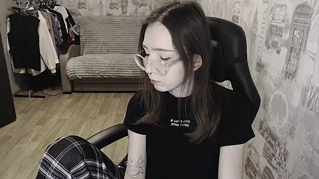 AmeliaKamishiro online show from January 10, 2025, 4:30 pm