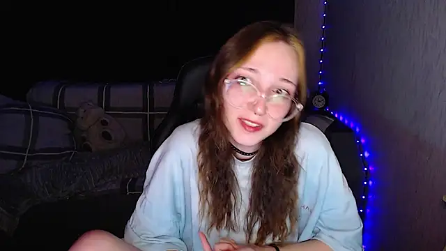 AmeliaKamishiro online show from October 19, 2025, 9:50 pm