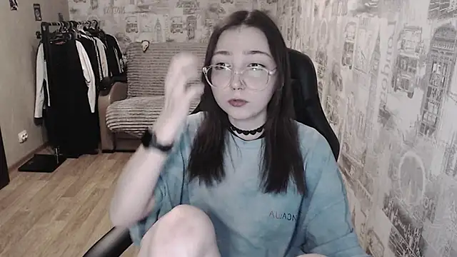 AmeliaKamishiro online show from March 3, 2025, 7:07 pm