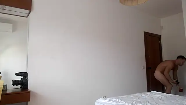 Snapshot of SexyandMarried1 chatting on December 4, 2025, 10:47 am SexyandMarried1 online show from December 4, 2025, 10:47 am