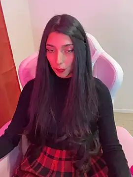 Snapshot of Felicia_smok3 chatting on June 4, 2026, 3:11 am Felicia smok3 online show from June 4, 2026, 3:11 am